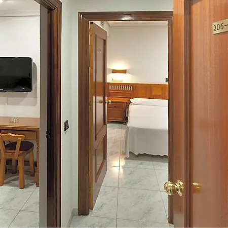 Hotel Martin 2*