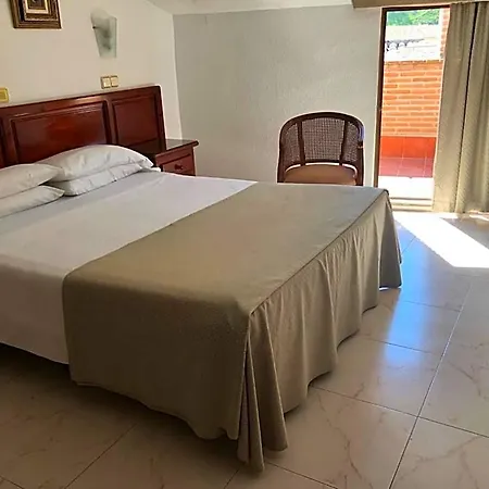 Martin Hotel