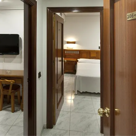 Martin Hotel 2*