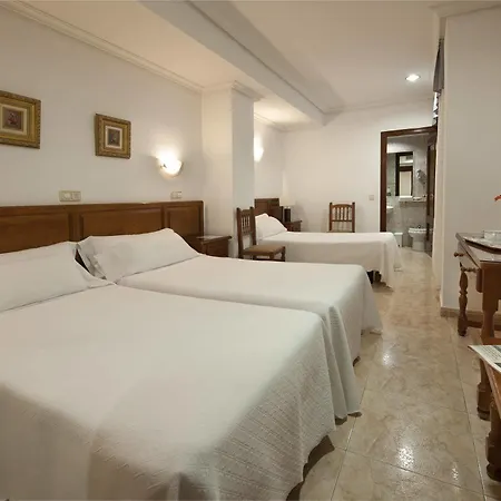 Martin Hotel 2*
